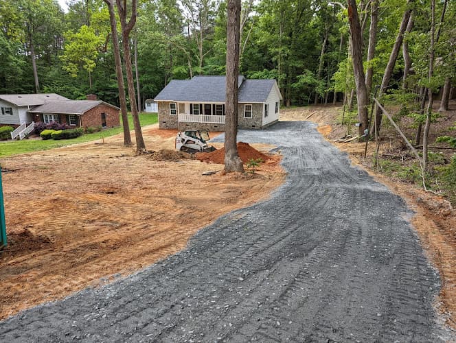 Charlie Perrin Grading & Septic LLC business photo